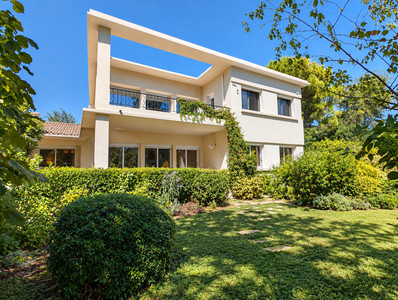 house for sale in Vaucluse
