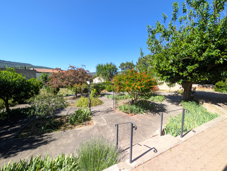 French property for sale in Cuges-les-Pins, Bouches-du-Rhône - €699,600 - photo 6