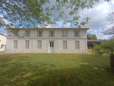 Maison à vendre à Cercoux, Charente-Maritime, Poitou-Charentes, avec Leggett Immobilier