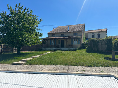 French property for sale in Abjat-sur-Bandiat, Dordogne - €178,200 - photo 2