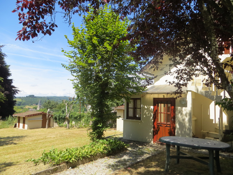 Maison à vendre en Limousin HauteVienne PeyratleChâteau Une maison