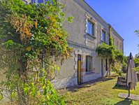 Propriété à vendre à Excideuil, Dordogne - 351 000 € - photo n°1