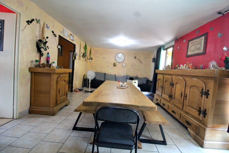 French property for sale in Manot, Charente - €169,000 - photo 4