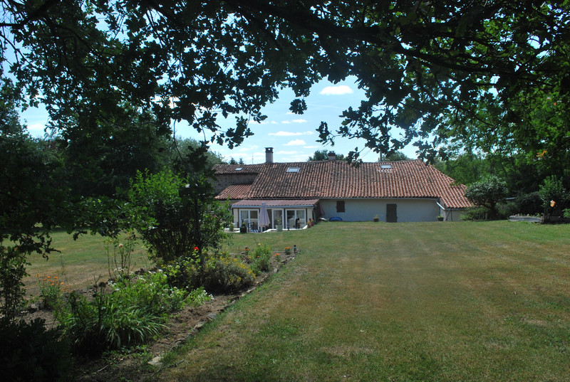 French property for sale in Oradour-Saint-Genest, Haute-Vienne - €158,000 - photo 8