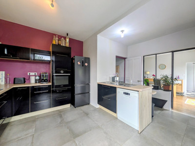 French property for sale in Ménigoute, Deux-Sèvres - €168,500 - photo 5