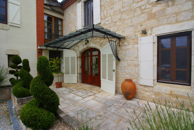 Maison à vendre à Castelnau-de-Montmiral, Tarn, Midi-Pyrénées, avec Leggett Immobilier