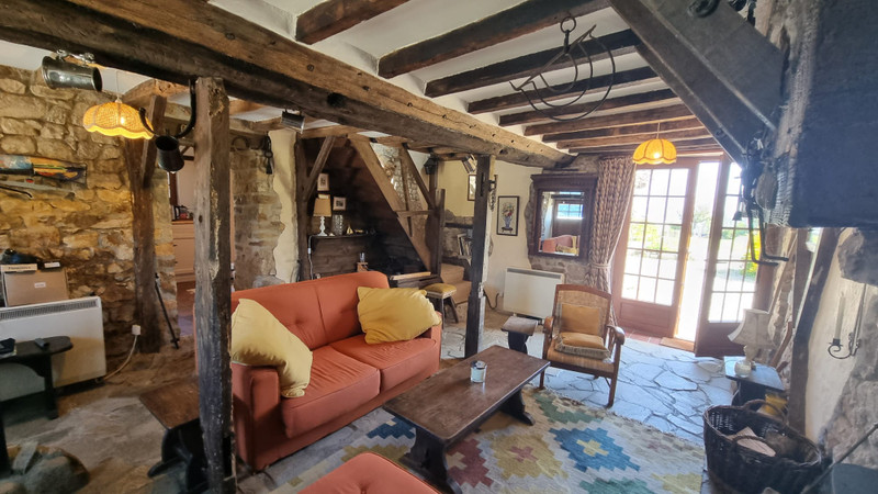 French property for sale in Crennes-sur-Fraubée, Mayenne - €62,000 - photo 2
