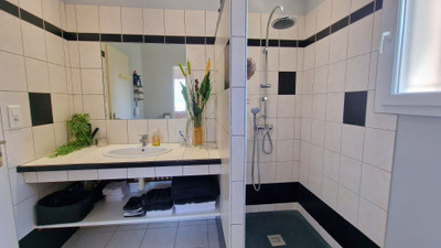French property for sale in Pépieux, Aude - €295,000 - photo 9