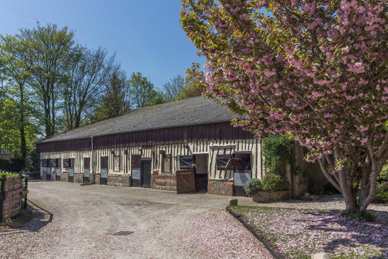 French property for sale in Saint-Valery-en-Caux, Seine-Maritime - €1,160,000 - photo 2