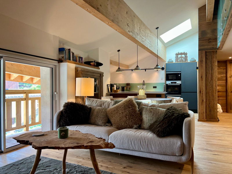 French property for sale in Les Allues, Savoie - €785,000 - photo 1