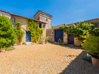 Maison à vendre à Mouton, Charente - 1.113.000 € - photo 10