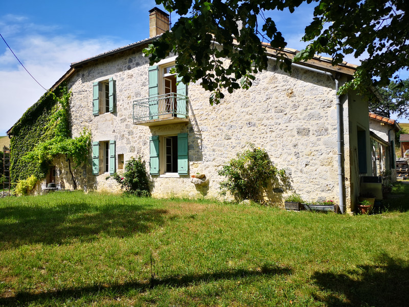 House for sale in PergainTaillac Gers stone 4/5 bedroom