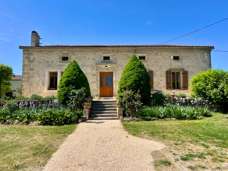 French property for sale in Lauzun, Lot-et-Garonne - €495,000 - photo 2
