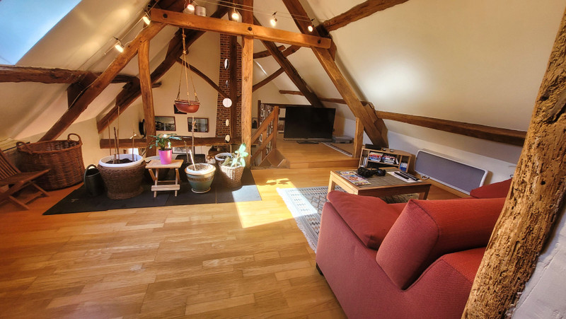 French property for sale in Beaugency, Loiret - €328,000 - photo 9