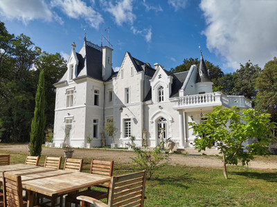 Stunning 19th Century Château, newly renovated, 30 hectare park with lake and outbuildings.  Nr Loches 37.