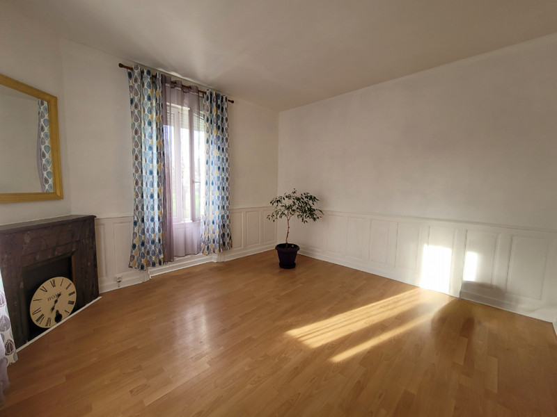 French property for sale in Chabanais, Charente - €141,700 - photo 3