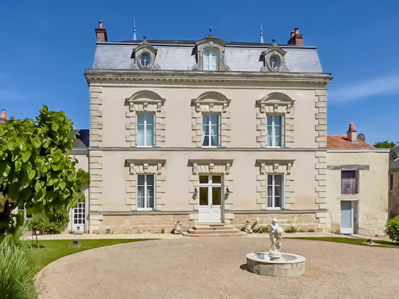 chateau à vendre à Pays-de-la-Loire