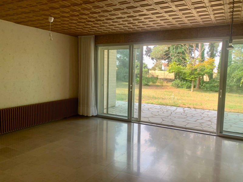 French property for sale in Vouillé, Vienne - €397,500 - photo 2