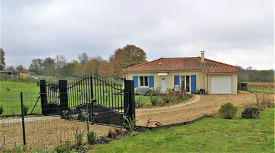 Maison à vendre à Mézières-sur-Issoire, Haute-Vienne, Limousin, avec Leggett Immobilier