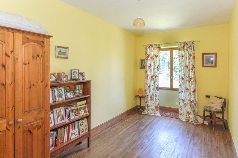 French property for sale in Saint-Lin, Deux-Sèvres - €245,000 - photo 10