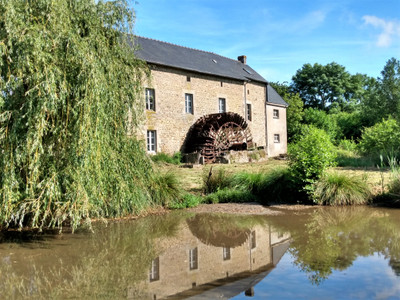 Maison à vendre à Aron, Mayenne, Pays de la Loire, avec Leggett Immobilier