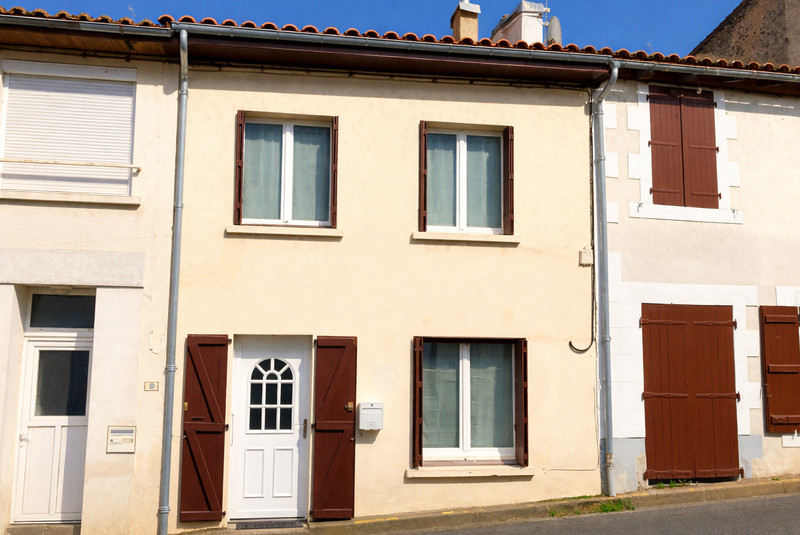 Propriété à vendre à Availles-Limouzine, Vienne - 55 000 €