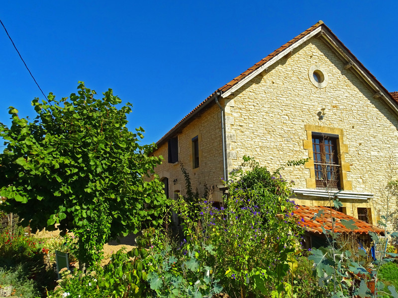 French property for sale in Chourgnac, Dordogne - €299,000 - photo 3