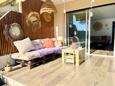 French property for sale in Le Cannet, Alpes-Maritimes - €464,000 - photo 1