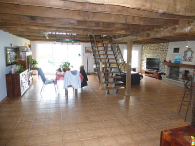 French property for sale in Saint-Agnant-de-Versillat, Creuse - €240,750 - photo 6