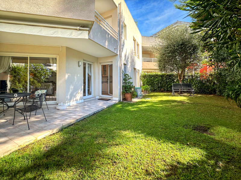 French property for sale in JUAN LES PINS, Alpes-Maritimes - €525,000 - photo 2