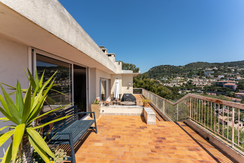 French property for sale in Villefranche-sur-Mer, Alpes-Maritimes - &#8364;1,365,000 - photo 9
