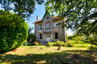 French property, houses and homes for sale in Chives Charente-Maritime Poitou_Charentes