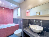 Propriété à vendre à Paris, Paris - 865 000 € - photo n°9