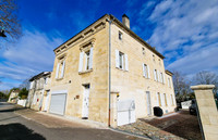Maison à vendre à Saint-Seurin-sur-l'Isle, Gironde - 599.000 € - photo 1