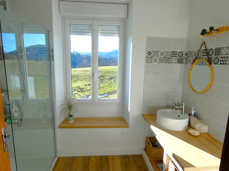 French property for sale in Égletons, Corrèze - €304,950 - photo 8