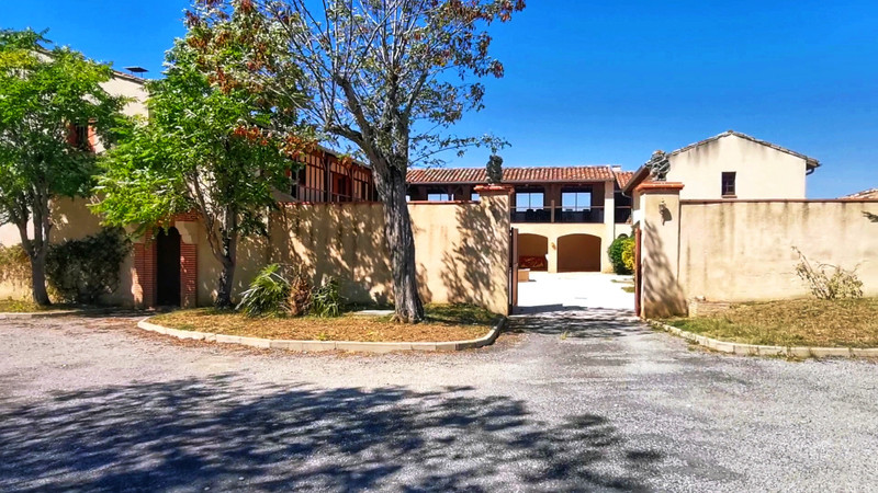Maison à vendre à Graulhet, Tarn - 730 000 € - photo 1