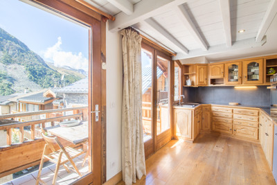 Beautiful standalone chalet for sale in the Three Valleys, featuring an apartment 