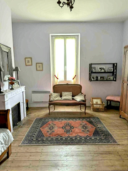 French property for sale in Lesparre-Médoc, Gironde - €515,000 - photo 9