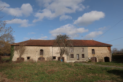 Maison à vendre à Masbaraud-Mérignat, Creuse, Limousin, avec Leggett Immobilier