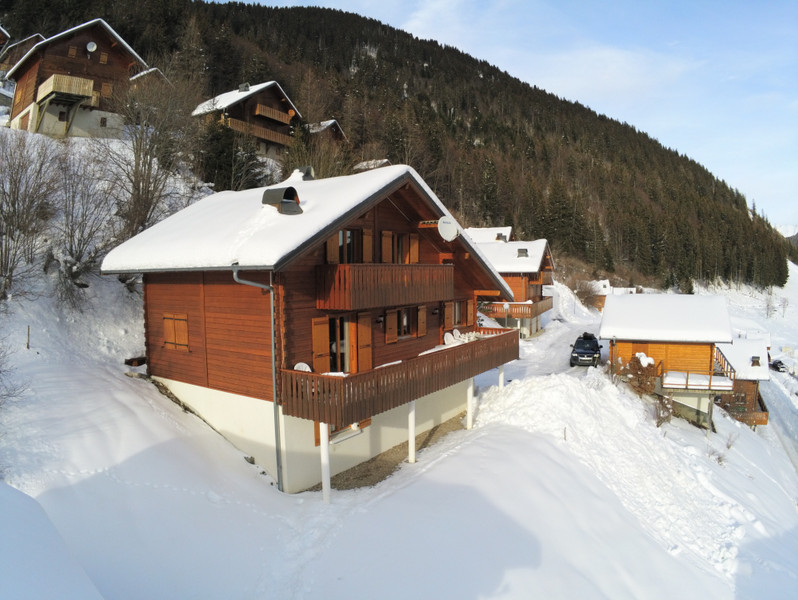 Chalet in Le Biot HauteSavoie SOLE AGENT FOR SALE. Detached south facing chalet for sale