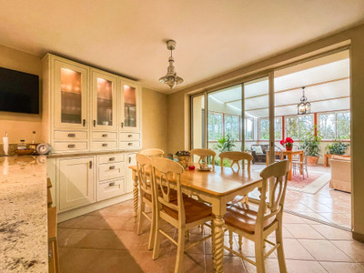 French property for sale in Saint-Martin-de-Juillers, Charente-Maritime - €590,000 - photo 9