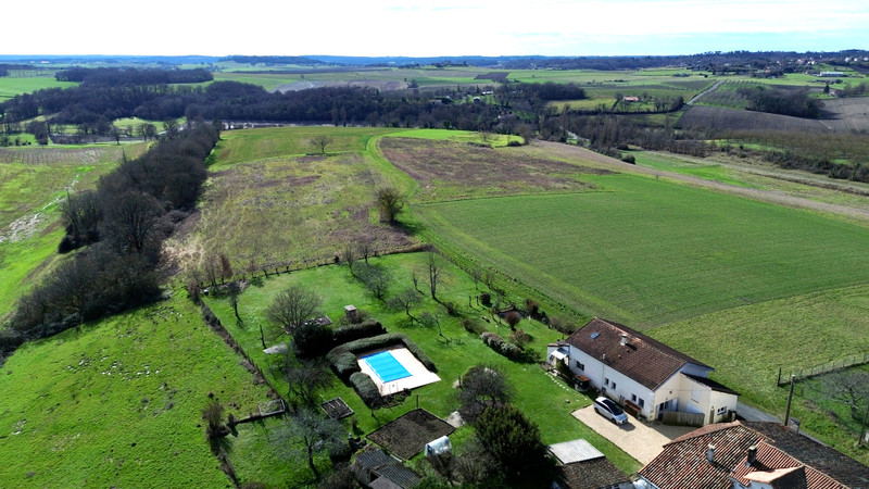 French property for sale in Brie-sous-Chalais, Charente - €399,999 - photo 14