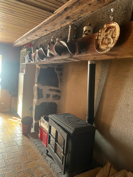 French property for sale in Saint-Bonnet-de-Condat, Cantal - €93,500 - photo 3