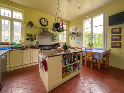 French property for sale in Mouy, Oise - €780,000 - photo 4