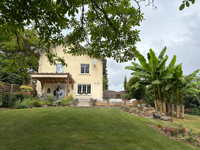 Maison à vendre à La Coquille, Dordogne, Aquitaine, avec Leggett Immobilier