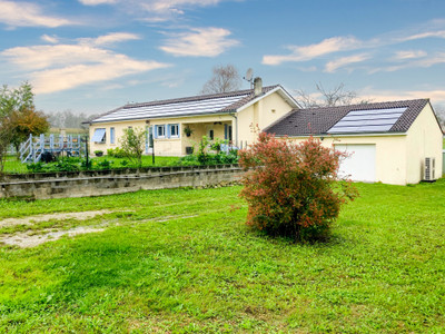 Maison à vendre à Vibrac, Charente-Maritime, Poitou-Charentes, avec Leggett Immobilier