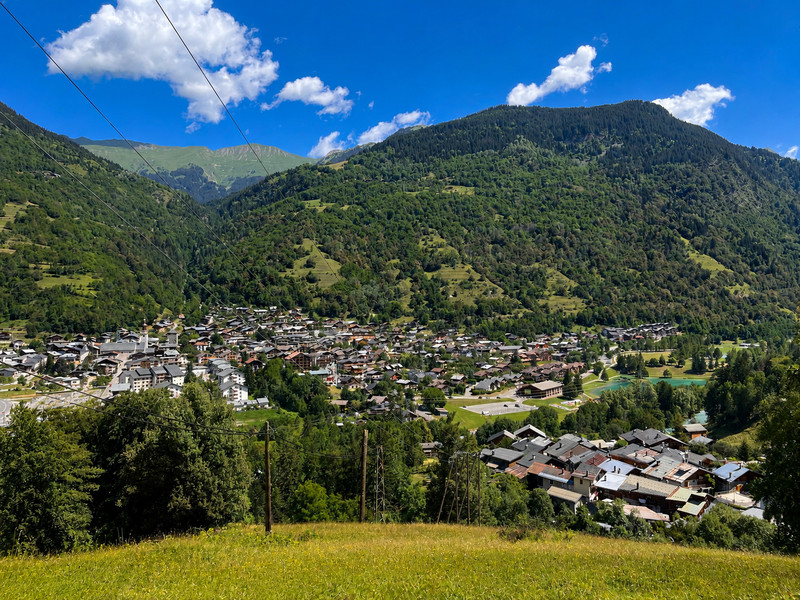 Ski property for sale in Bozel - Courchevel - €1,370,000 - photo 4
