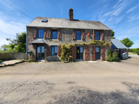 Panoramic view for sale in Savigny-le-Vieux Manche Normandy