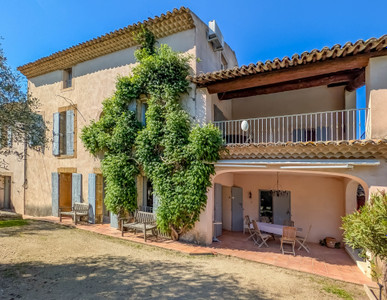 house for sale in Vaucluse