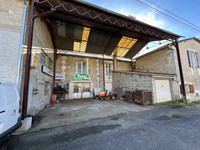 Commerce à vendre à Chalais, Charente - 152 173 € - photo 10